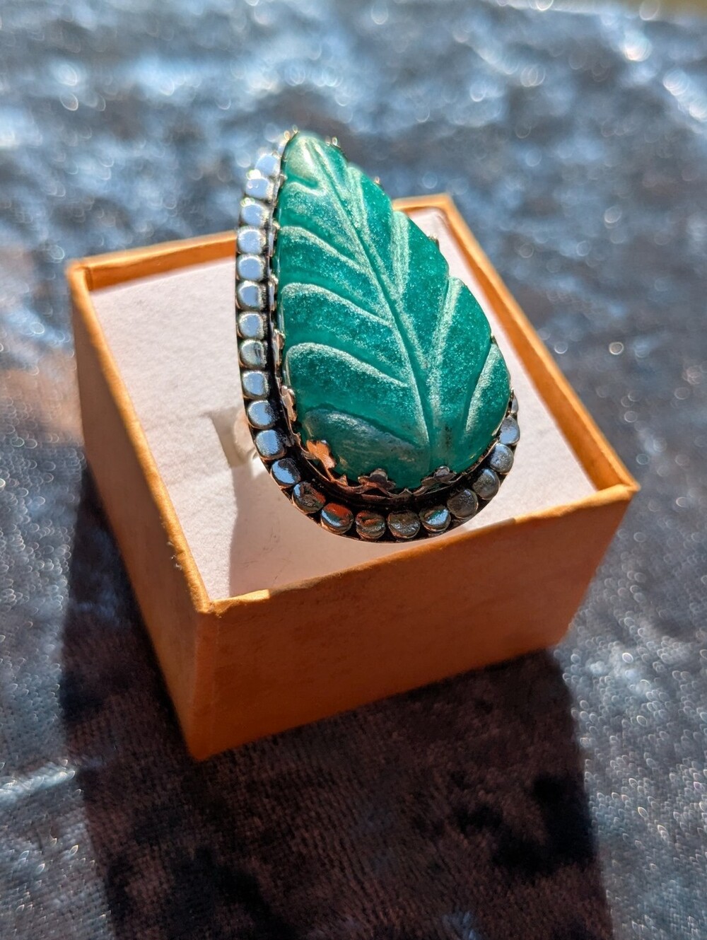 Handcrafted Simulated Emerald Gemstone Leaf Ring (7.25)